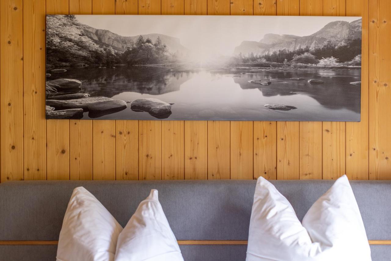 Apartmenthaus Matri By Pferd Auf Wolke ヴァルト・アム・アールベルク エクステリア 写真