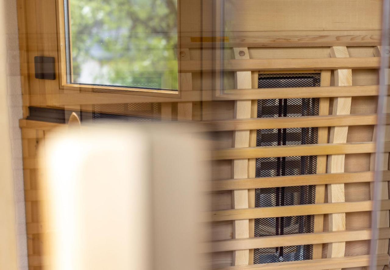 Apartmenthaus Matri By Pferd Auf Wolke ヴァルト・アム・アールベルク エクステリア 写真